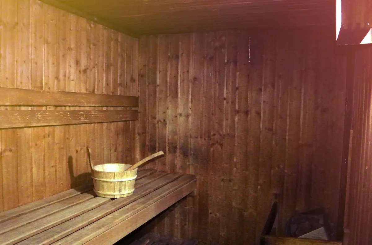 سونا هتل هاوارد جانسون بای ویندهام بر دبی